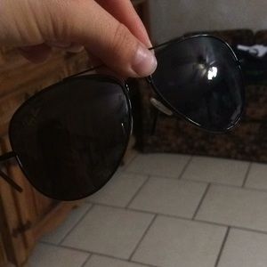 Gently used extra large ray-ban aviators